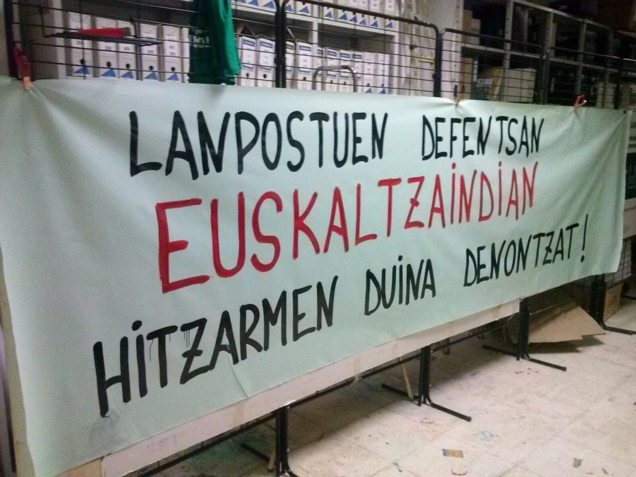 Euskaltzaindiako langileen lanuzte eta kontzentrazioa