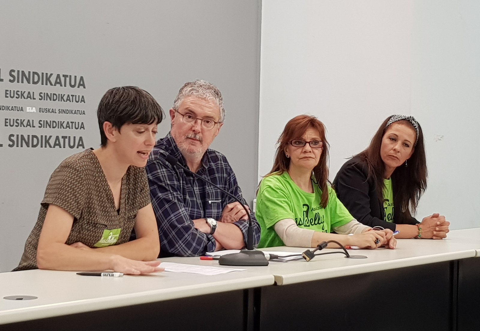 Bat gatoz: soilik borroka sindikalarekin geldiaraziko dugu hoteletako esplotazioa