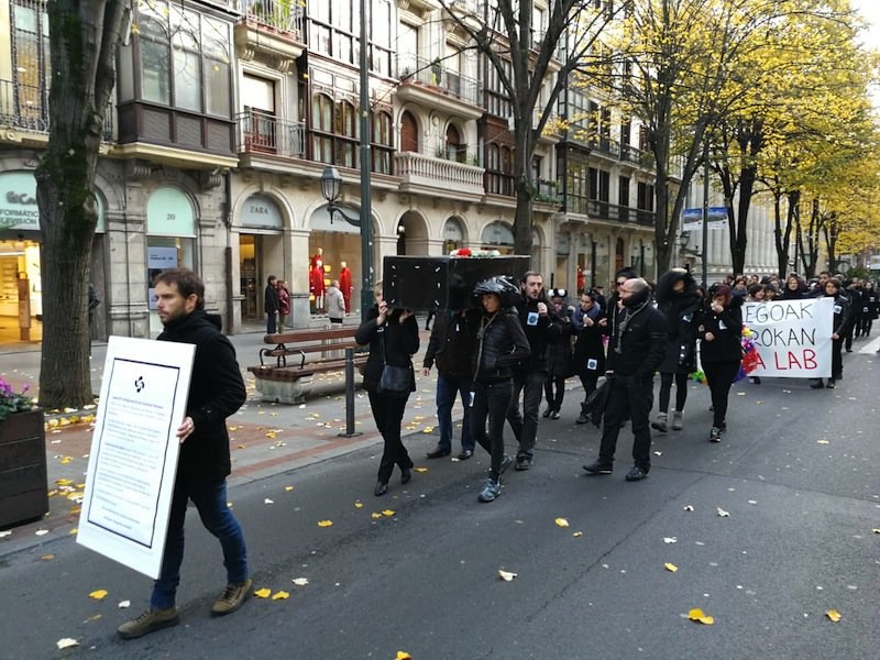 Bizkaiko Bulego eta Langeletan mobilizazioak hasi dituzte