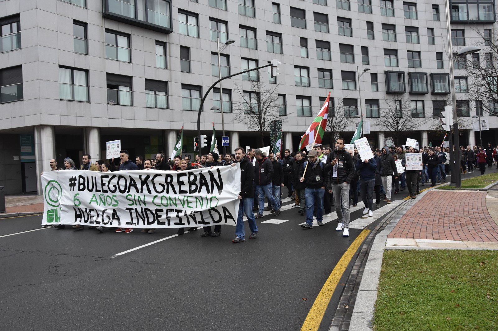 Cebek patronalak Bizkaiko Bulego eta Langelen Hitzarmena negoziatzeko aukerari atea itxi dio