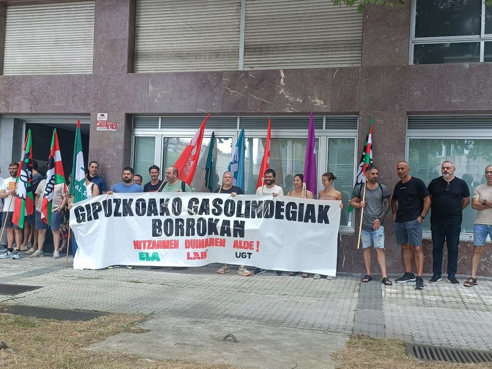 ELAk salatu du patronalak negoziazioa blokeatu duela