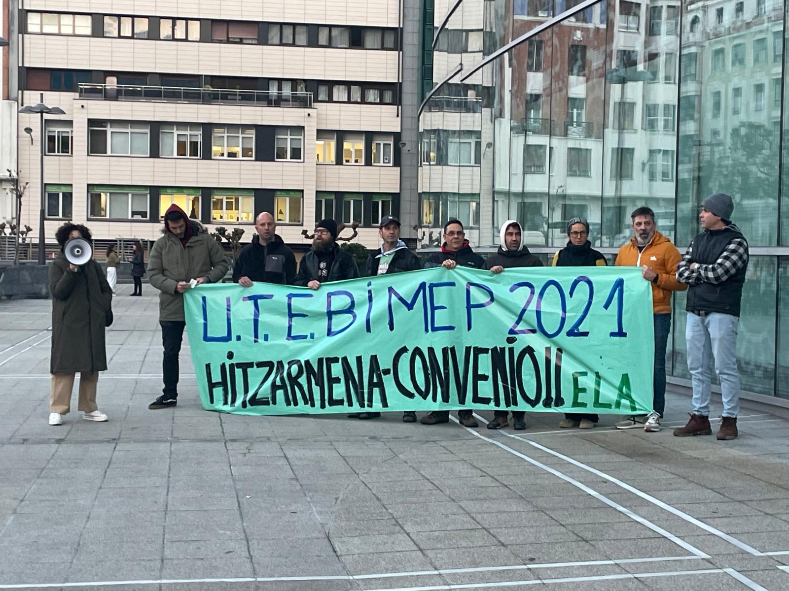 Langileek mobilizazioak abiatu dituzte hitzarmen propioaren alde