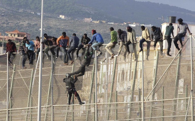 Les morts du week-end dernier, au mur de barbelés de Melilla, sont le résultat des politiques de l’Union Européenne